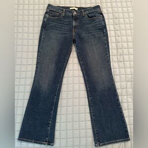 Levi's Boot Cut 515 Womens Jeans Sz-12 S/C. They Are Really Nice Pre-Owned Jeans